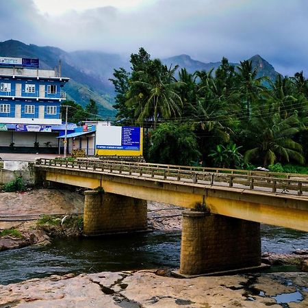 Oyo Preferred 15647 River View Inn Munnar Exteriér fotografie